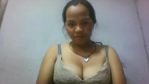 miarii online show from May 25, 2:56 pm