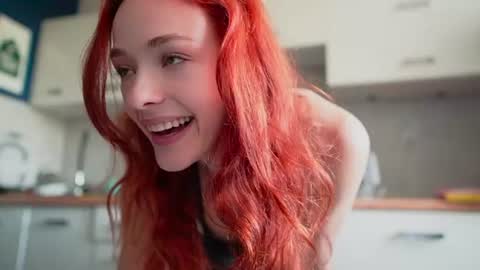 Mia online show from June 27, 5:35 am