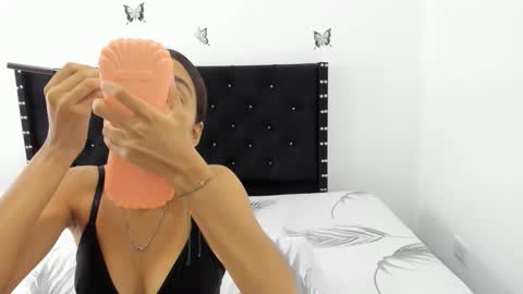 Snapshot of miasexii_69 chatting on October 15, 6:53 pm miasexii_69 online show from October 15, 6:53 pm