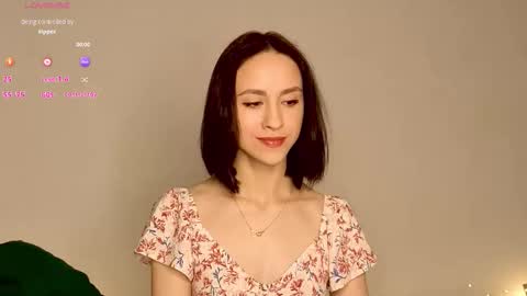 Mia online show from November 20, 6:34 am