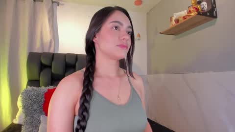 miavelvet1 online show from November 7, 3:09 am