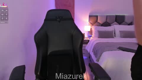 THE BEST LOVRS antonio flatlastifoundyoulautrebleudrpapaolu donnie lbsunkown1804 online show from January 10, 1:33 am