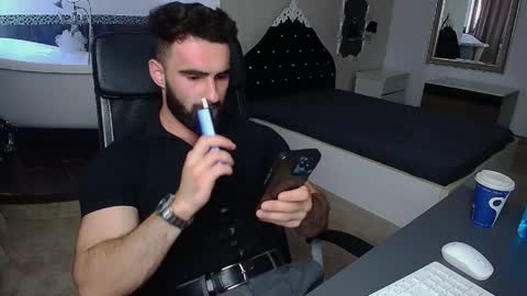 MicahLane online show from May 25, 5:13 am