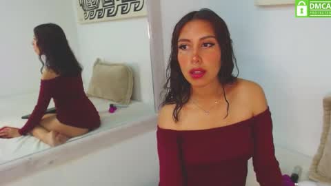 Snapshot of mich_bonett chatting on October 14, 2:09 pm Mich Bonett online show from October 14, 2:09 pm