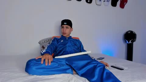 Michael Boy online show from March 11, 8:19 am