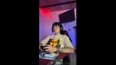 michael independent model  online show from February 24, 11:41 pm