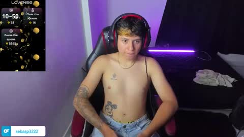 michael independent model  online show from October 2, 11:03 pm