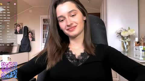 Emily online show from April 13, 2:21 pm