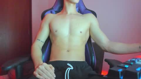 Michael online show from December 14, 9:32 pm