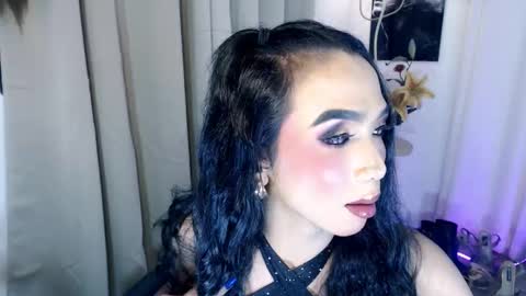 michaelagoddess online show from November 7, 1:19 am