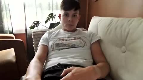 michaeltwinkboy online show from July 9, 9:19 pm