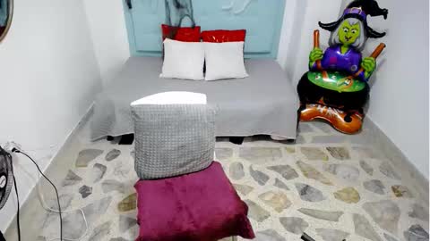 Snapshot of michel_rous_la_mas_caliente chatting on October 10, 2:23 pm michel_rous_la_mas_caliente online show from October 10, 2:23 pm