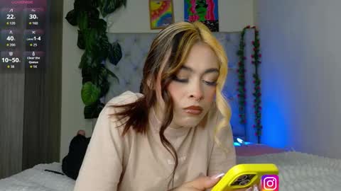 Snapshot of michele_rooss00 chatting on November 1, 10:09 pm melannie follow my new page online show from November 1, 10:09 pm