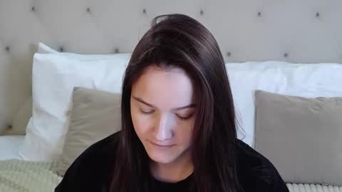 Michelle online show from November 4, 1:45 pm