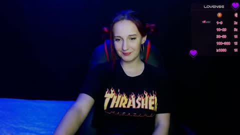 Snapshot of michelleevie chatting on December 9, 10:20 pm Agatha online show from December 9, 10:20 pm