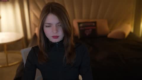 Michelle online show from December 15, 5:09 pm