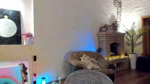 Michi online show from December 12, 12:38 am