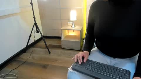 michonne_09 online show from May 10, 2:07 am