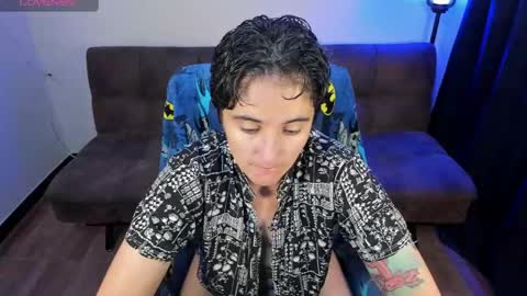 Blue online show from February 12, 3:18 am