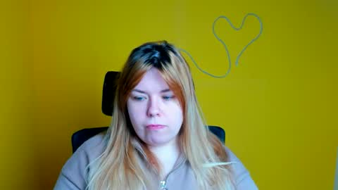 Mariana online show from March 19, 6:19 am