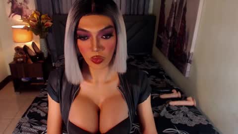 Snapshot of midnightscentxx chatting on January 22, 5:16 am KATE online show from January 22, 5:16 am