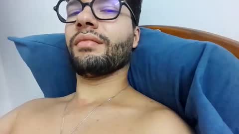 Sam online show from November 8, 3:04 pm