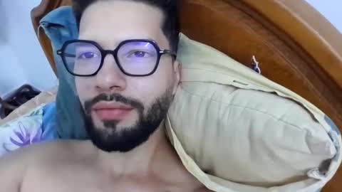 Sam online show from October 1, 5:12 pm