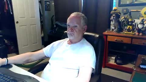 midwestdad09 online show from May 14, 12:31 am