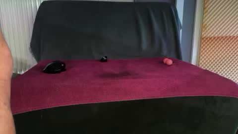 mies35 online show from March 1, 11:04 pm