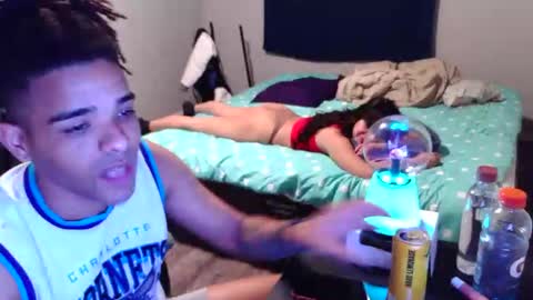 mifriend1998 online show from March 9, 8:19 am