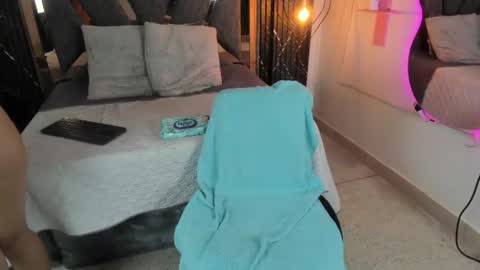 miia_deluxe_ online show from June 25, 2:19 am