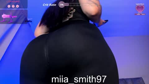 mia online show from April 6, 8:54 pm