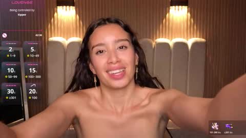 miiaa_evans1 online show from November 23, 9:02 pm