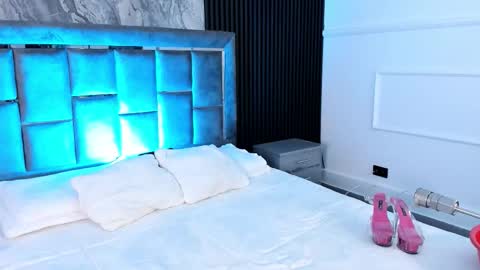 Mia Monroe online show from September 10, 7:26 pm