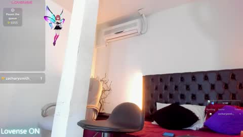 mia sofia online show from November 22, 6:50 pm