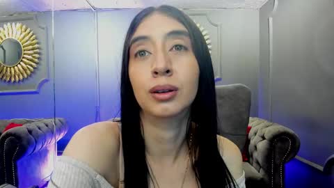 Snapshot of miilu__1 chatting on February 8, 3:41 am miilu  online show from February 8, 3:41 am