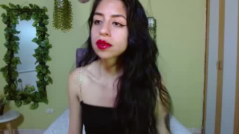 miiss_alyssaa online show from November 22, 11:24 pm