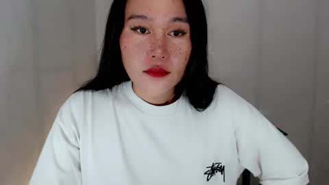 Hi im Avah online show from March 8, 8:18 am