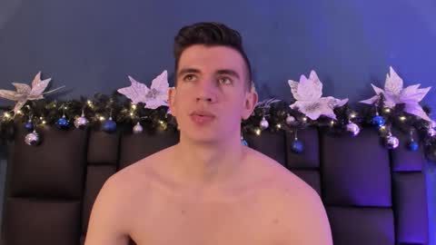 mikael online show from December 16, 3:46 am