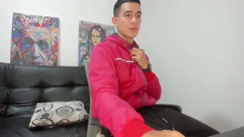 mike3xxx online show from October 18, 2:38 am