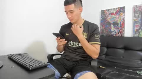 mike3xxx online show from October 1, 4:33 am