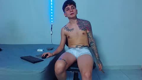 Mike IMDEPENDIENT MODEL online show from November 26, 4:21 am