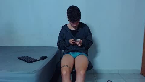 Mike IMDEPENDIENT MODEL online show from January 14, 2:30 am