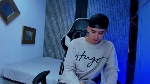 Mike 0233 online show from November 29, 6:43 am