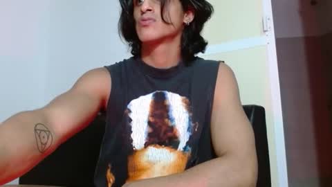 mike_d1030 online show from September 10, 2:45 am