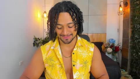 Snapshot of mike_estevess chatting on January 31, 6:24 am   online show from January 31, 6:24 am