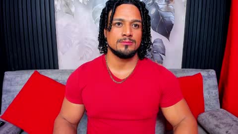   online show from April 1, 8:04 am