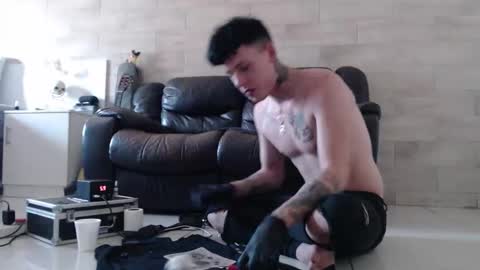 Hot Buns online show from September 11, 1:34 pm