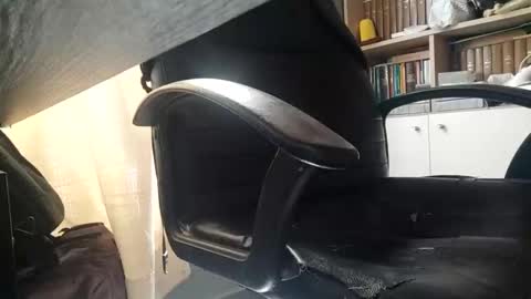 miker1239 online show from December 2, 1:19 pm