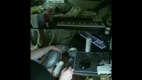 Mikey online show from December 3, 10:01 am